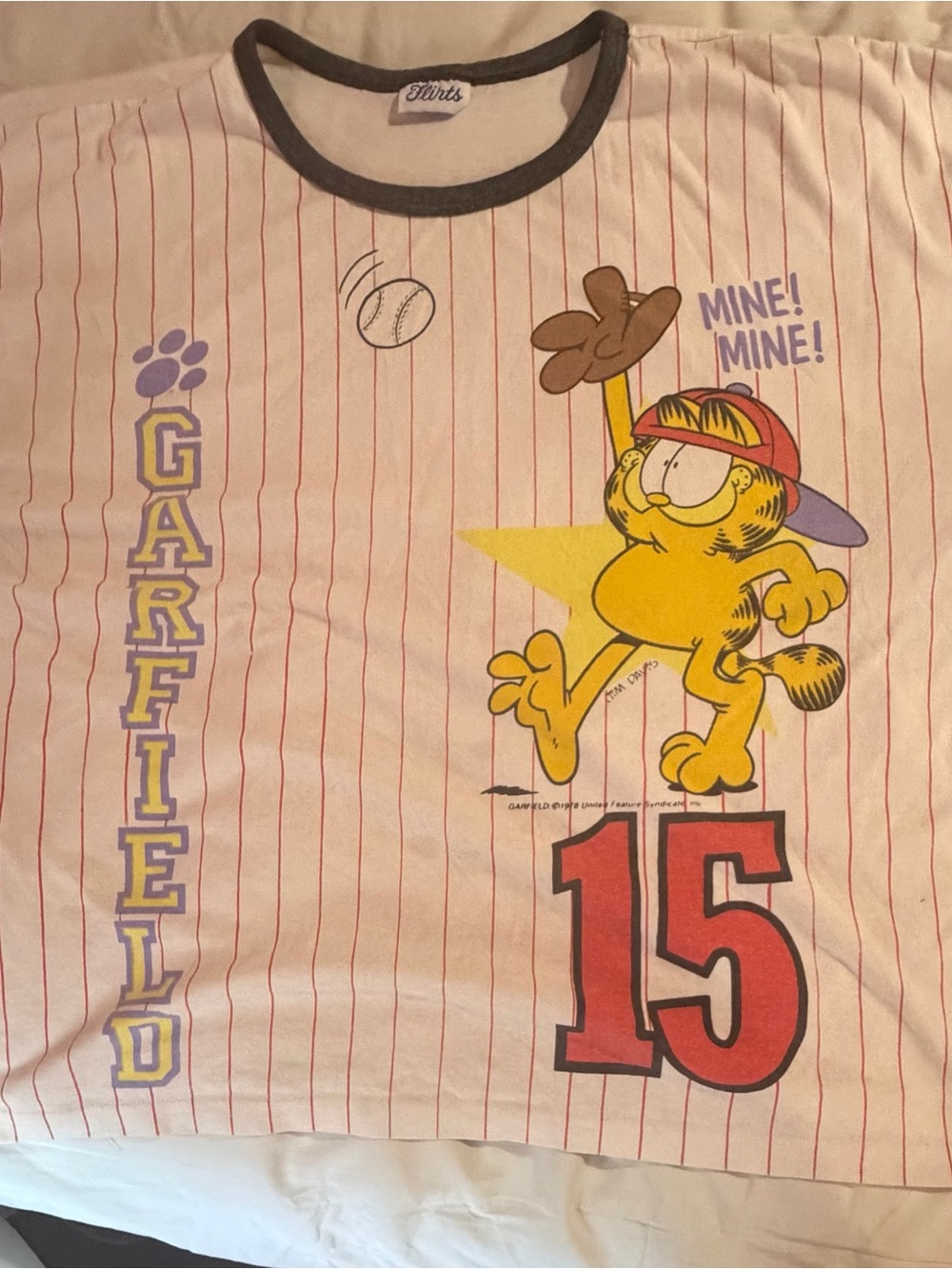 1979 true VTG Flirts Brand Garfield Baseball Graphic Tee - Yellow & Red